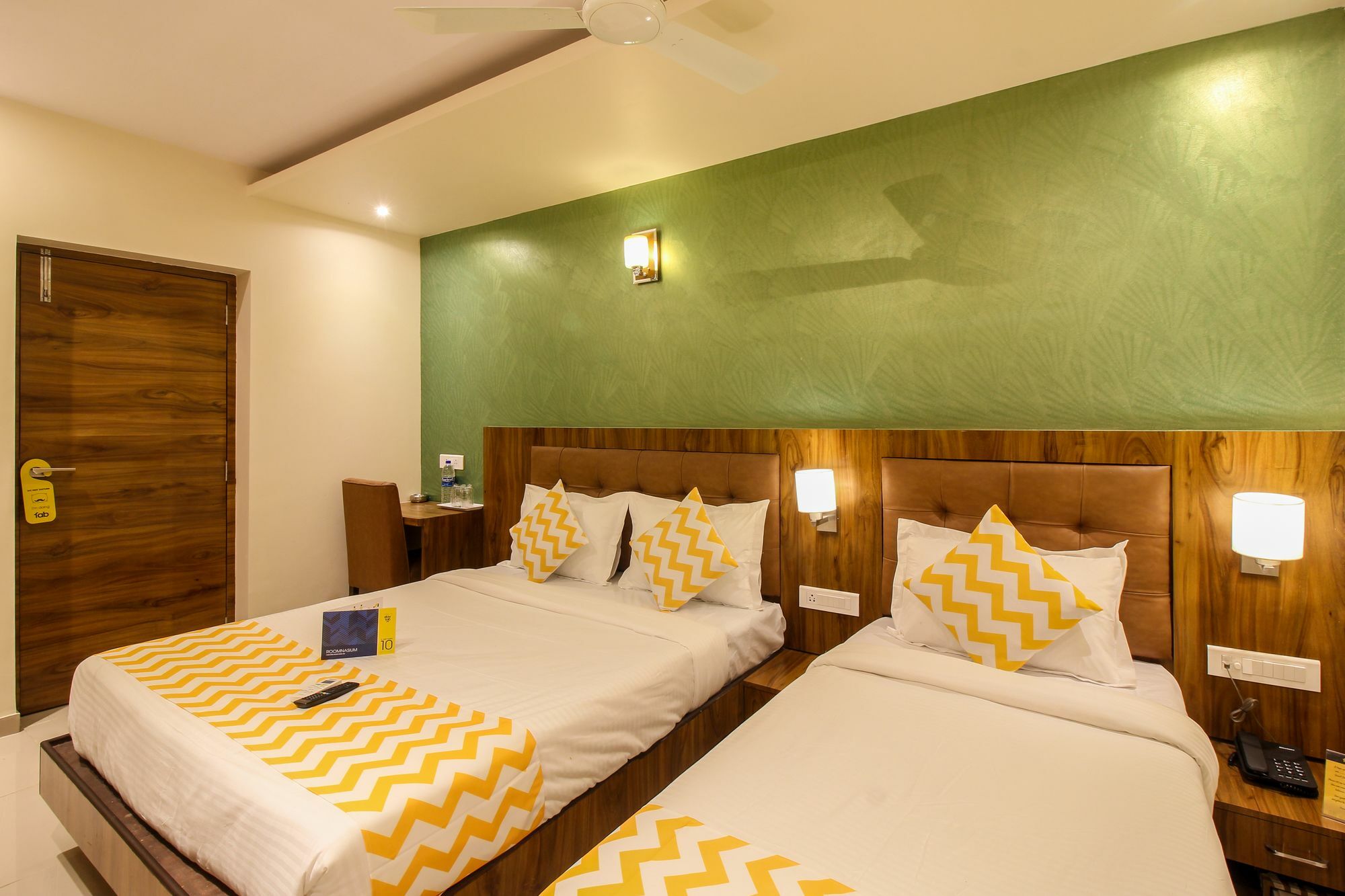 Fabhotel Amour - Nr Mumbai International Airport Buitenkant foto