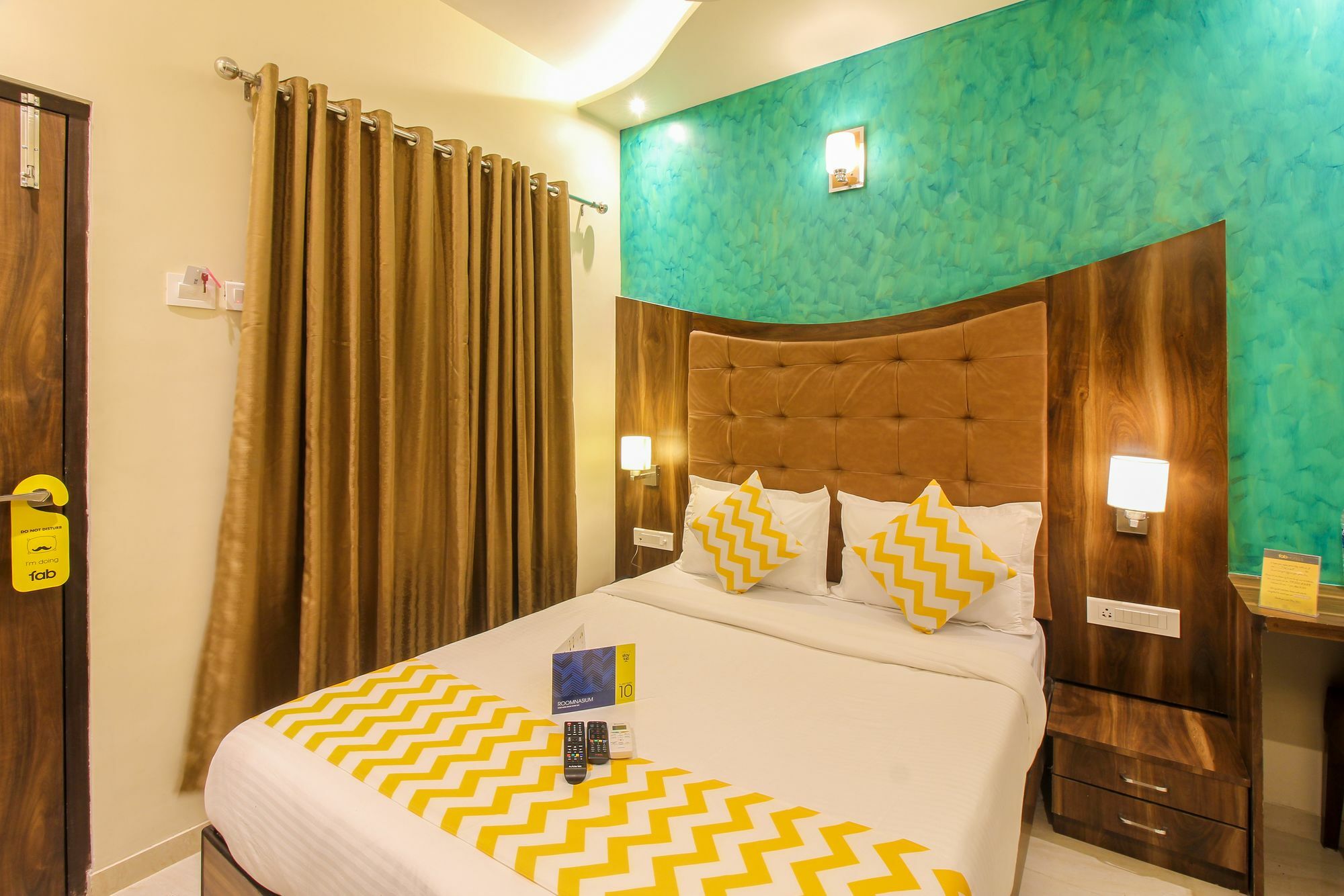 Fabhotel Amour - Nr Mumbai International Airport Buitenkant foto